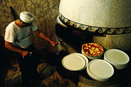 Vedugnen inne på La Bella Pizza i Stockholm